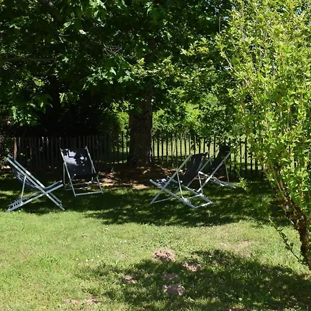 La Maison D A Cote * Lacropte