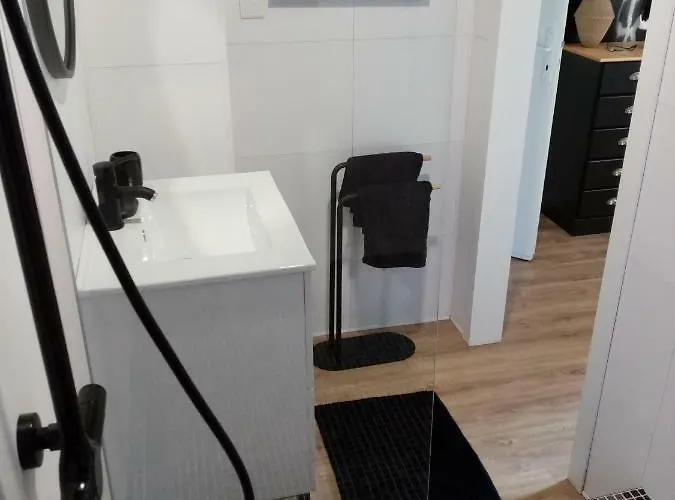 La Maison D A Cote * Lacropte